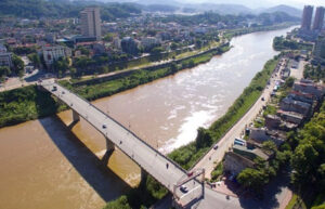 Lào Cai xây cầu đường bộ từ Việt sang Trung