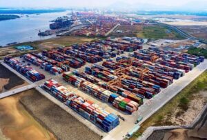 Thị trường trong nước Việt Nam trước sự khủng hoảng Biển Đỏ